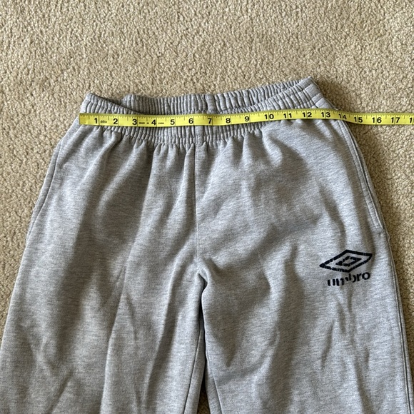 Vintage Umbro Sweatpants - Picture 2 of 6
